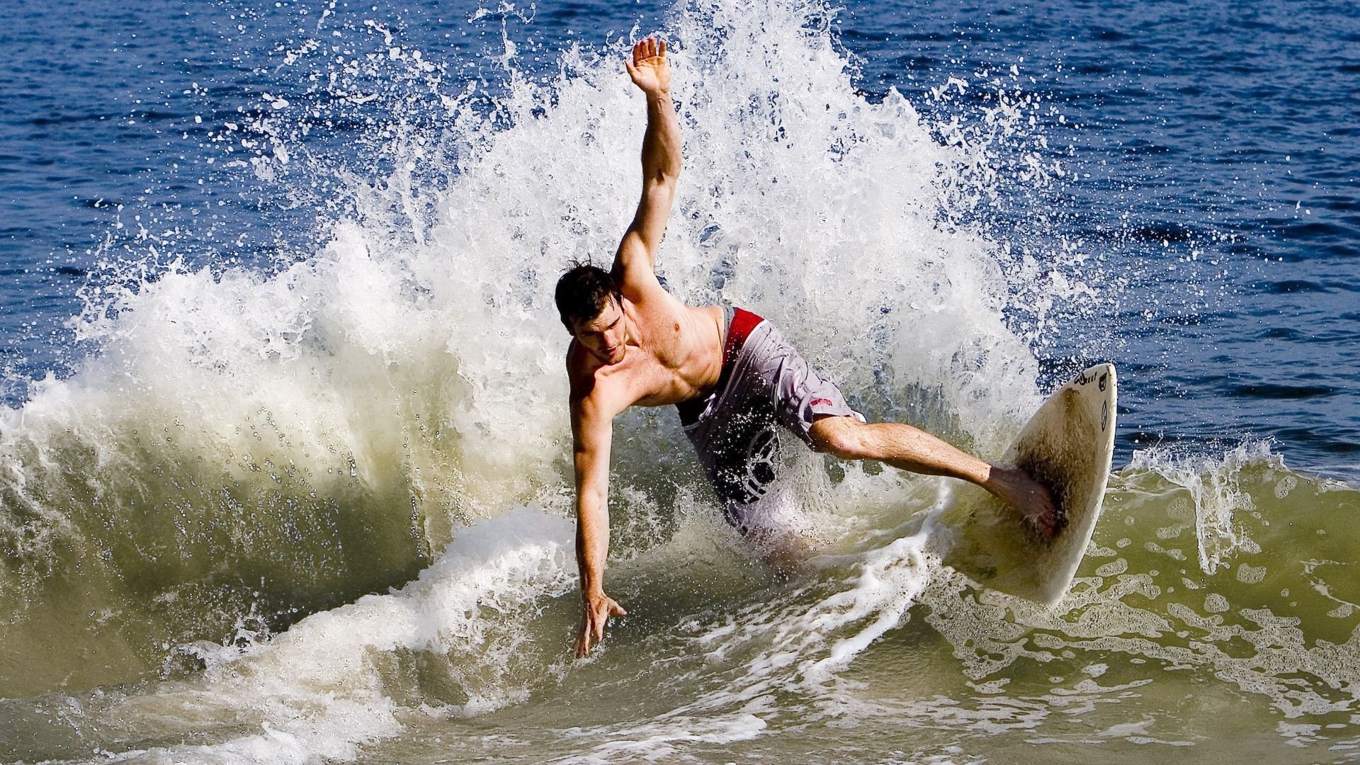 亚洲杯中国女足战平 球迷期待球队突破瓶颈，中国女足亚洲杯战绩